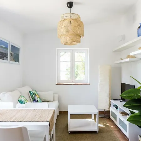 Cosy Bungalow By The Getaway Collection Casa de Férias Cascais